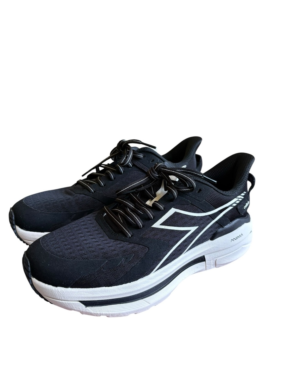 Diaspora Cellula Running Shoe (Women) size 10.5